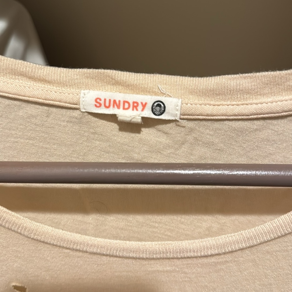 Sundry tshirt - Picture 3 of 3
